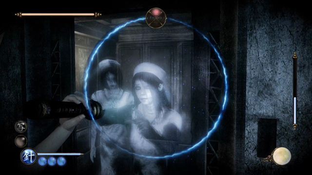 怨霊「白槻 冬子」と「園崎 しえ」